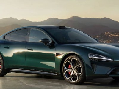 雷军官宣新一代小米SU7本月登场，配置升级续航提升，成本上涨致价格上调