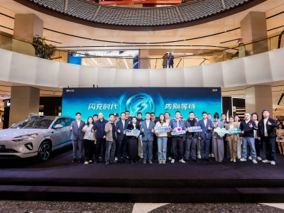 比亚迪武汉闪耀启幕:海豹07EV与2026款海狮06EV引领全民闪充新出行