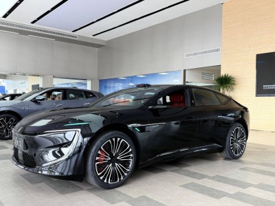 新款阿维塔12实车到店！华为激光雷达加持，三电机968马力续航735km