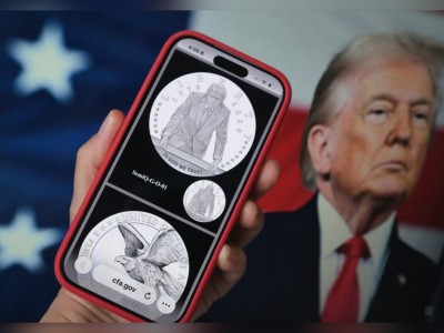 打破惯例!美国首见在任总统登纪念币