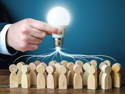 融通财险高层变动：总经理施强晋升董事长，去年起管理团队频换新颜