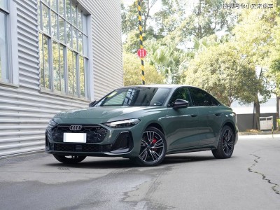 2026款奥迪A5L上市！轿跑身姿搭配智混四驱，32.48万起售适配多元出行