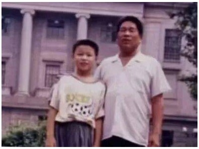 从河南县城到港交所：闫俊杰的AI逐梦路，MiniMax四年铸就传奇