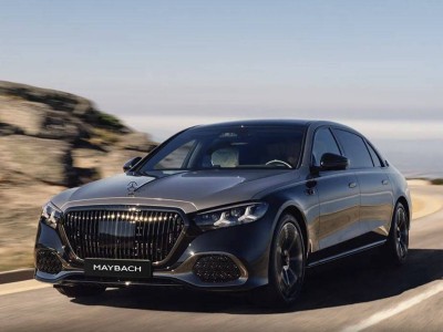 新一代迈巴赫S级轿车中国首秀，李德思履新后首度公开亮相