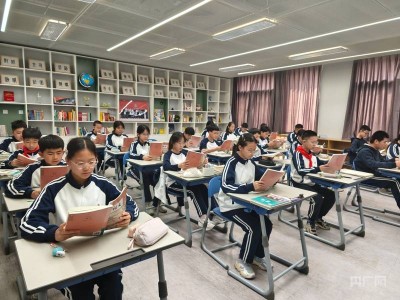 九年耕耘绘蓝图:从课桌书声到新城希望 雄安书写“人民之城”温暖篇章