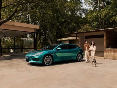 腾势牵手007丹尼尔·克雷格，Z9GT首发助力品牌全球化新征程