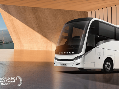 宇通T12左舵柴油版首发：可靠品质护航，开启高端出行新体验