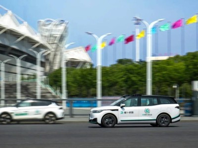 中美Robotaxi“停车”事件引关注：是故障还是安全策略的探索？