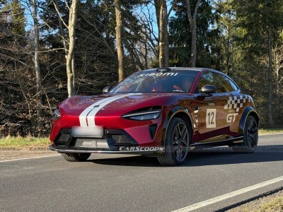 小米YU7 GT纽北谍照引关注，千匹马力性能强劲，直面百万豪车挑战