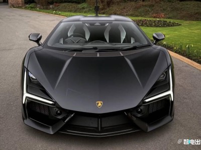 超豪华赛道新抉择：莲花欲突围，大排量混动V8引擎成关键密钥