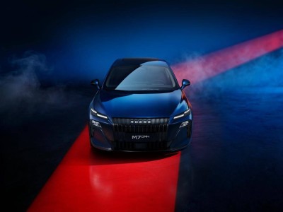 荣威M7黑马版官图亮相，黑化设计赋能国民家轿格调新进阶