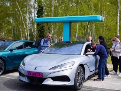 比亚迪闪充站布局欧洲：以技术破局 开启中国车企出海全链路输出新篇