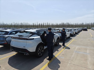 一季度上海口岸国产新能源车“出海”加速 两大码头双轮驱动创佳绩