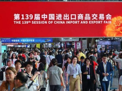 第139届广交会火热启幕 张雪机车领衔 深企新品齐聚引全球采购商热捧