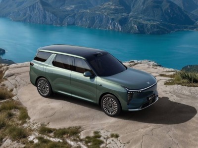 智己LS8中大型增程SUV正式登场，上市首小时大定超8000台！