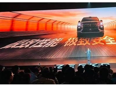 极氪5年72万销量背后：技术、操控与AI引领豪华新能源新风尚