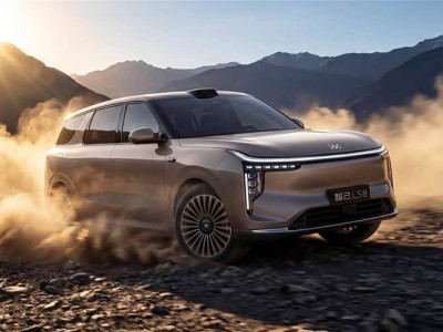 智己LS8“百万底盘”：以技术融合破偏见，开启智能驾控新篇