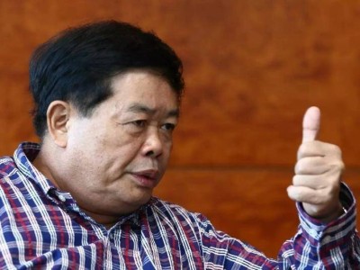 60万工人转行送外卖，制造业招工困境凸显，工人选择何去何从？