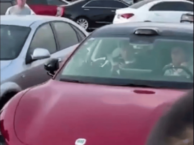 雷军直播续航挑战突遭维权谣言？小米高管紧急辟谣还原现场真相