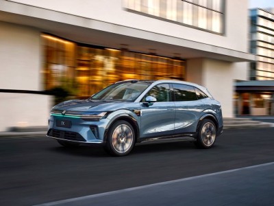 极氪900V全民众测收官：高压架构打破场景限制 续航焦虑成过去式