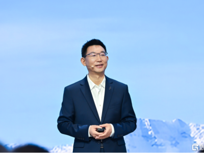 赛力斯何利扬：坚持AI定义汽车，魔方技术平台向整车L4级具身智能演进