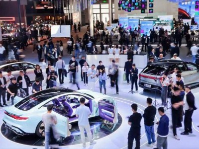 红旗携三大子品牌22款产品闪耀2026北京车展，科技赋能引领汽车新未来