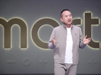 从“单品”到“全家福”：smart破局认知迷雾，锚定新奢未来五年