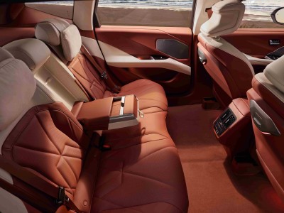 全生命周期低碳循环 新世代BMW iX3长轴距版开启绿色豪华出行新篇