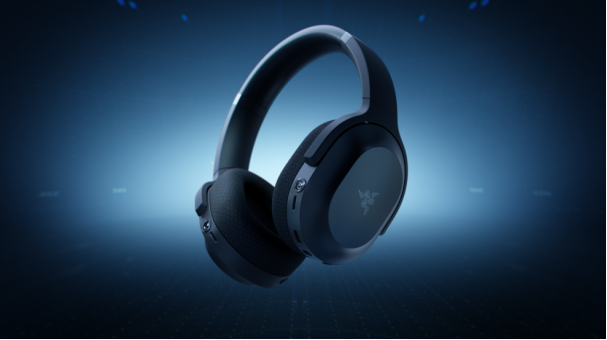 耳机放在一起 AI 生成的内容可能不正确。