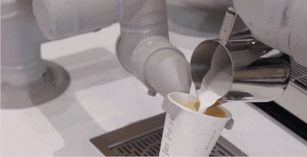 不做人形、不跳舞：他家的具身智能凭什么在100+城市卖出400万杯咖啡？