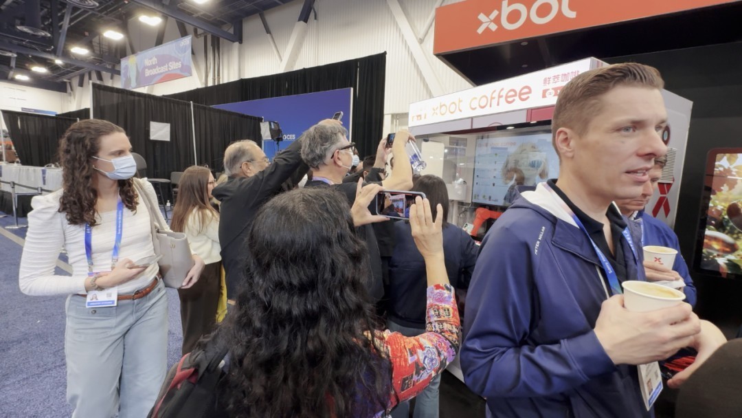 不做人形、不跳舞：他家的具身智能凭什么在100+城市卖出400万杯咖啡？