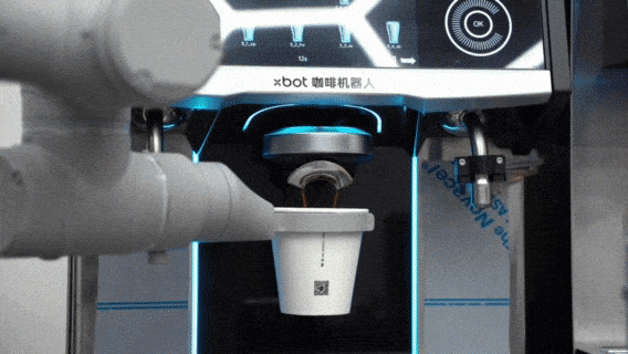 不做人形、不跳舞：他家的具身智能凭什么在100+城市卖出400万杯咖啡？