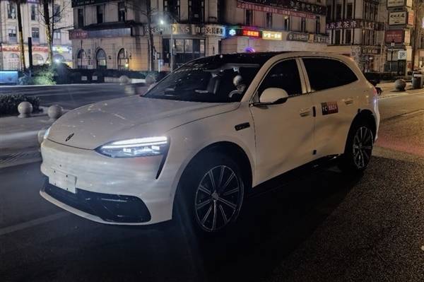 问界M6尾部设计