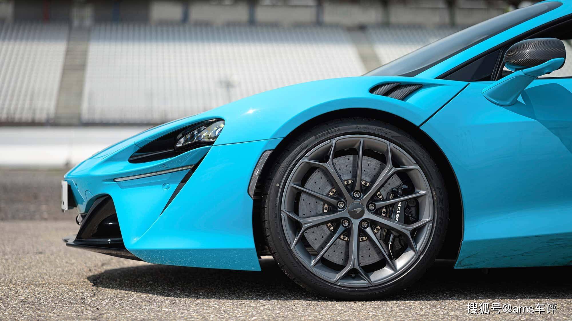 迈凯伦Artura赛道表现