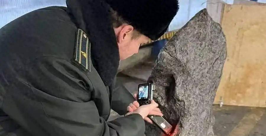 如何轻松在快手低价24小时业务自助下单网站下单？