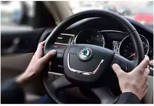 影视VIP批发平台发卡网：揭秘性价比之王，你还在等什么？