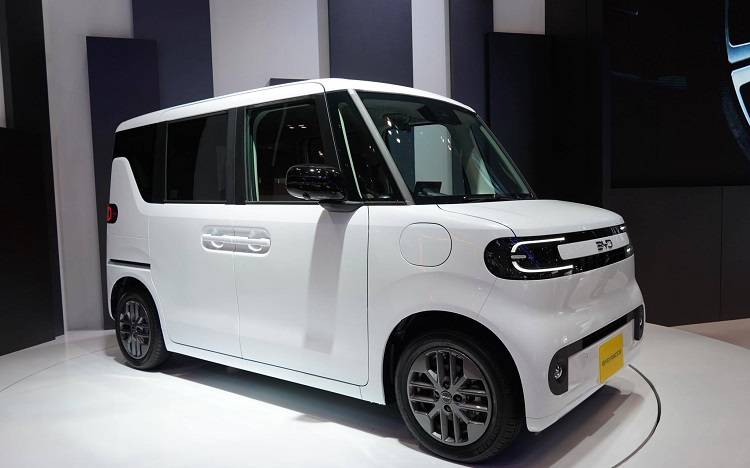 如何轻松提升QQ动态点赞数?揭秘购买技巧!