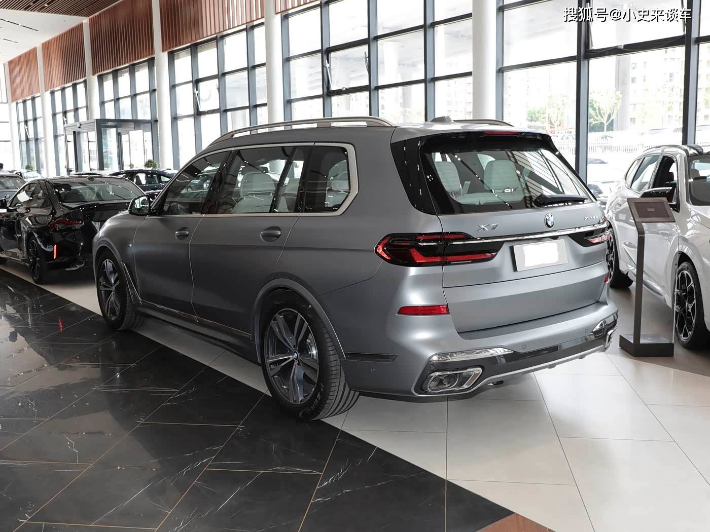 2026款宝马X7内饰