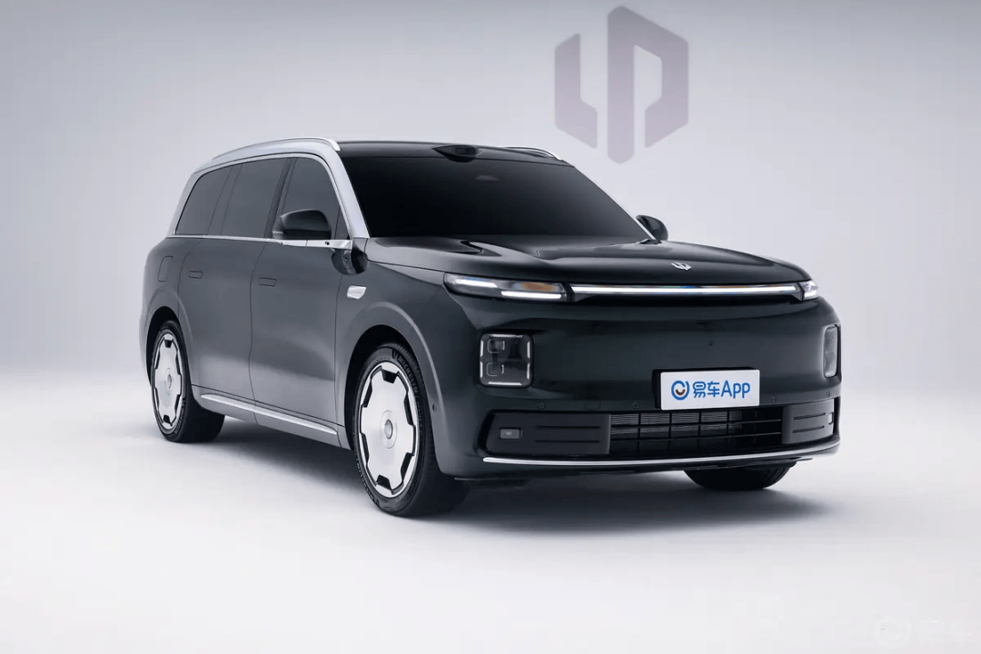 零跑D19车灯设计